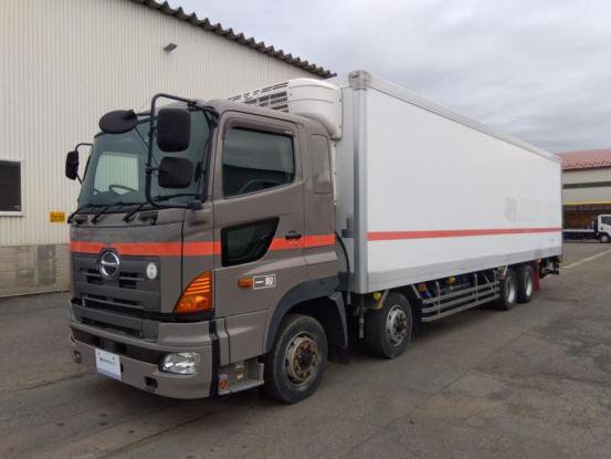 2016 日野　プロフィア