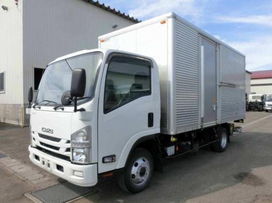 2018 いすゞ　エルフ