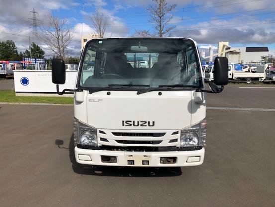 2016 いすゞ　エルフ