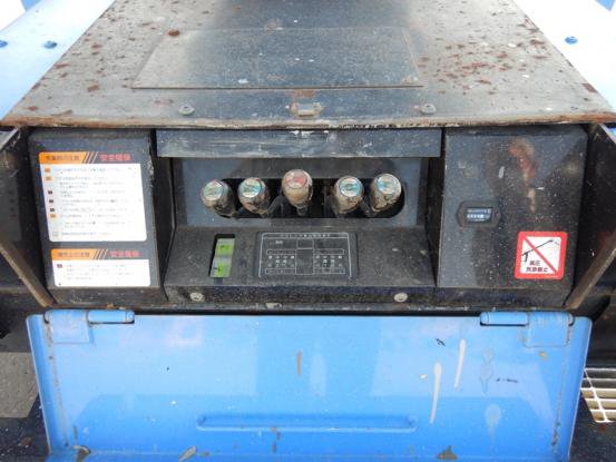 2010 日野　デュトロ