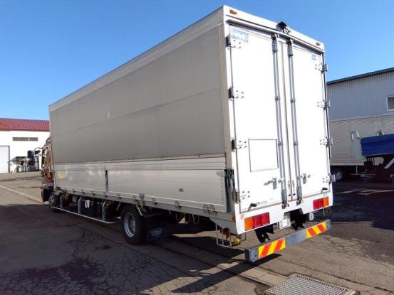 2014 日野　レンジャ－