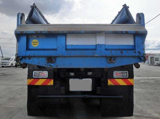 2018 日野　プロフィア