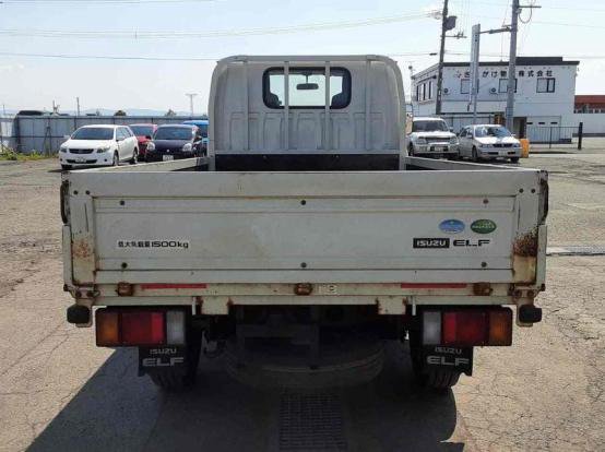 2013 いすゞ　エルフ