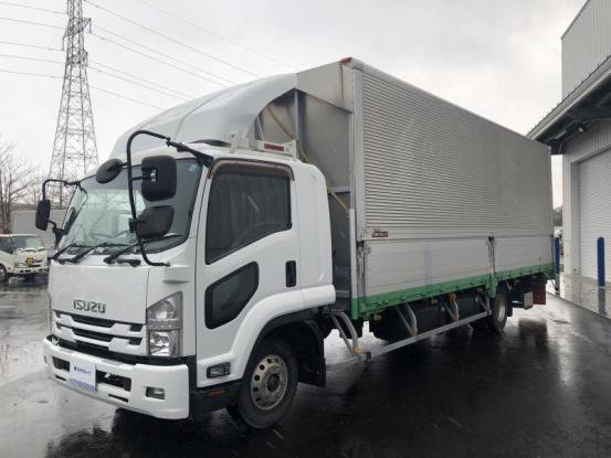 2017 いすゞ　フォワード