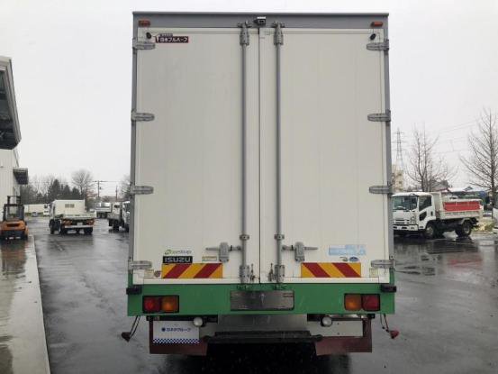 2017 いすゞ　フォワード