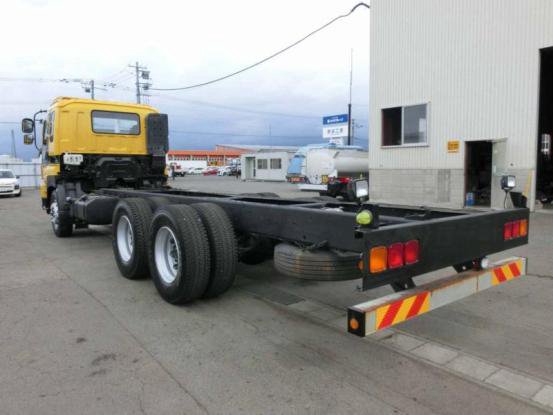 2015 いすゞ　ギガ