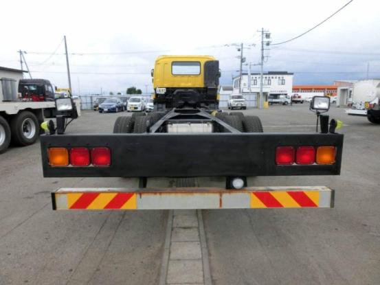 2015 いすゞ　ギガ