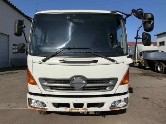 2012 日野　レンジャ−