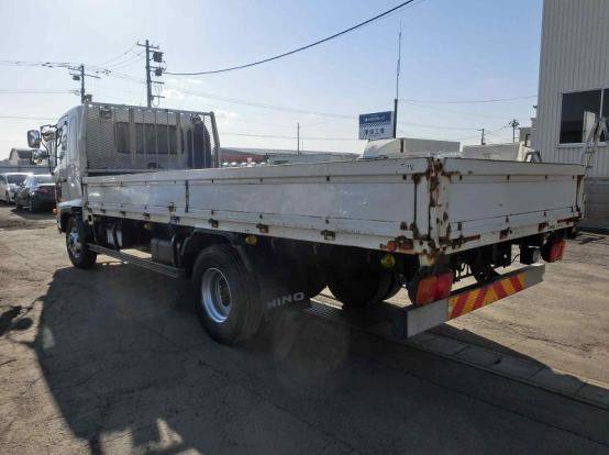 2012 日野　レンジャ−