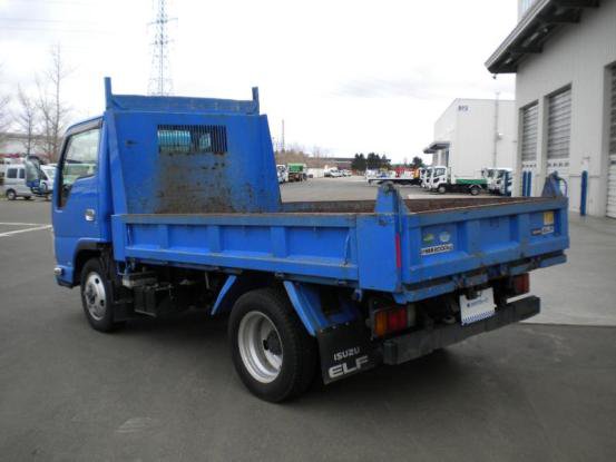 2017 いすゞ　エルフ
