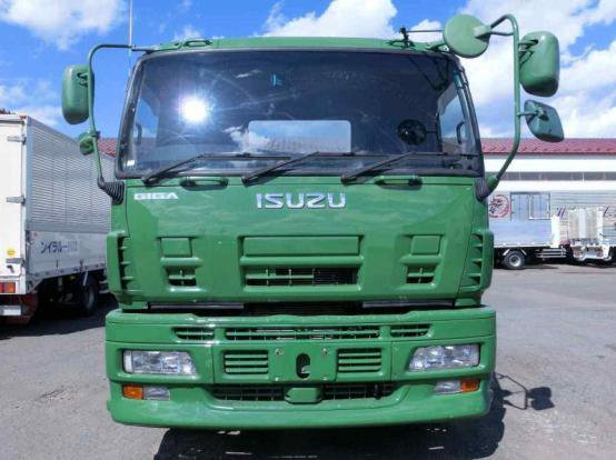 2009 いすゞ　ギガ