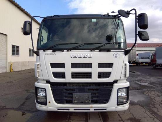 2014 いすゞ　ギガ