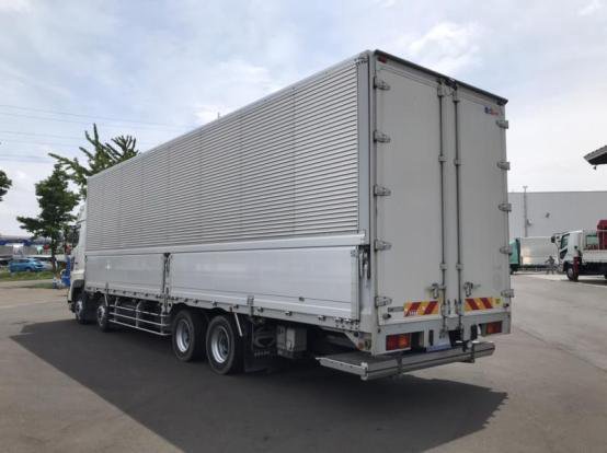 2014 日野　プロフィア