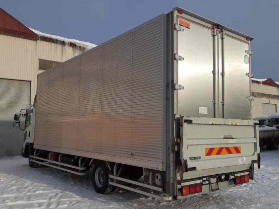 2012 いすゞ　フォワード