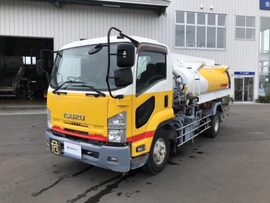 2015 いすゞ　フォワード