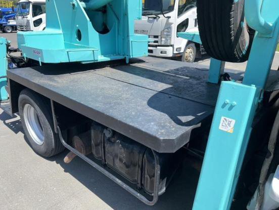 2005 いすゞ　エルフ