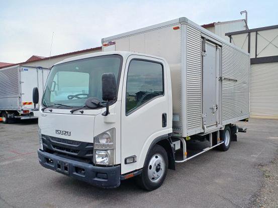 2015 いすゞ　エルフ