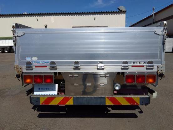 2014 日野　レンジャ－