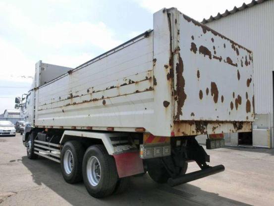 2014 日野　プロフィア