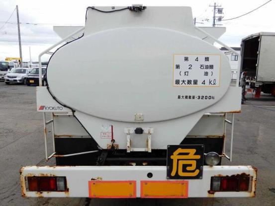 2006 いすゞ　エルフ