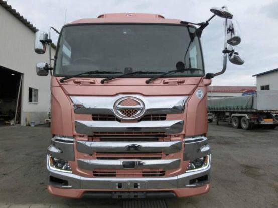 2018 日野　プロフィア