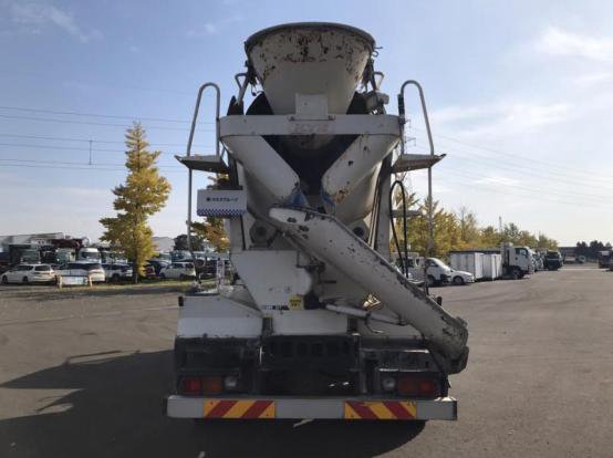 2015 日野　プロフィア