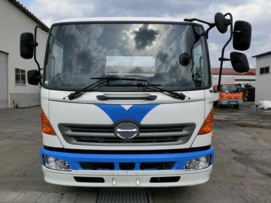 2012 日野　レンジャー