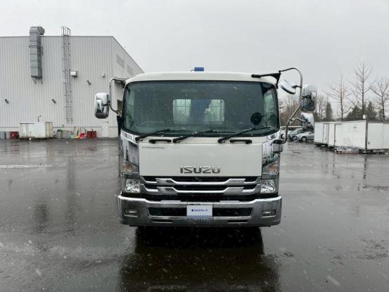 2016 いすゞ　フォワード