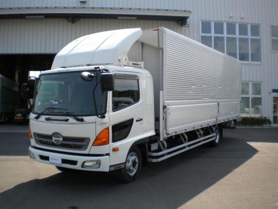 2011 日野　レンジャ－