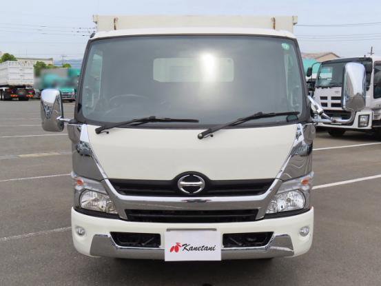 2016 日野　デュトロ