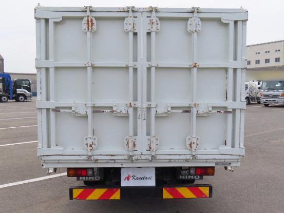 2016 日野　デュトロ