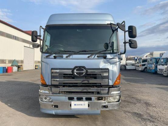 2010 日野　プロフィア