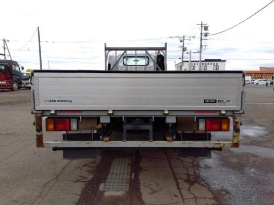 2019 いすゞ　エルフ