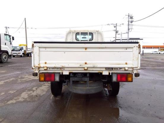 2012 いすゞ　エルフ