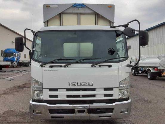 2012 いすゞ　フォワード