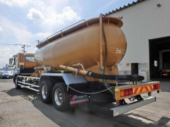 2016 三菱ふそう　スーパーグレート