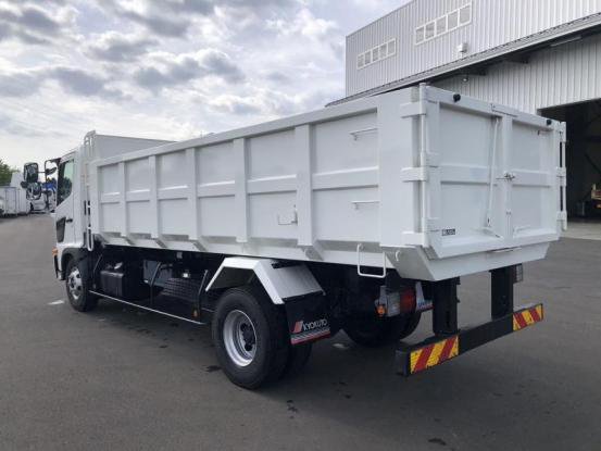 2021 日野　レンジャ－