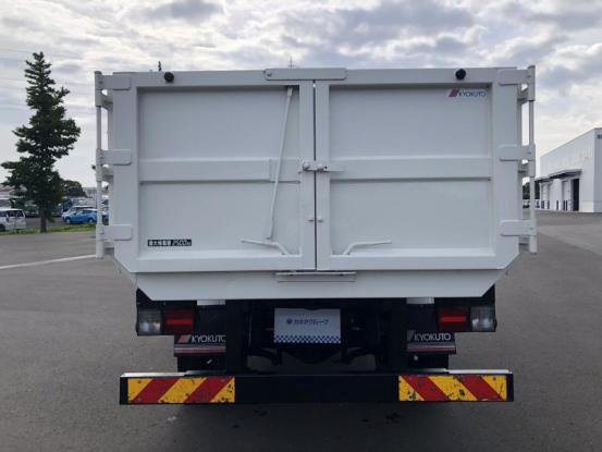 2021 日野　レンジャ－