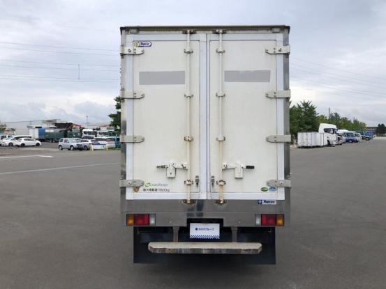 2019 いすゞ　エルフ