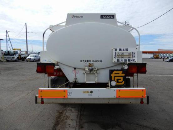 2009 いすゞ　フォワード