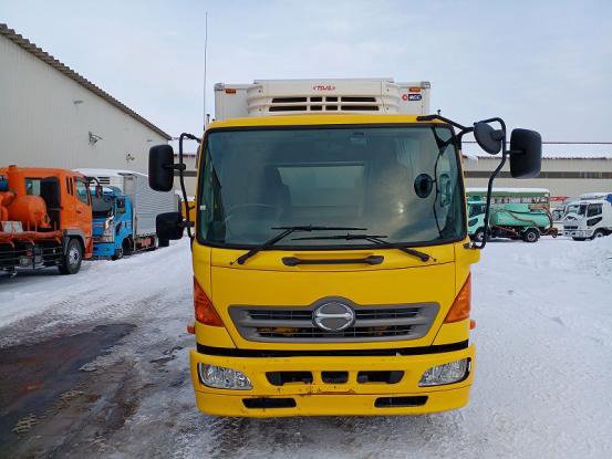 2013 日野　レンジャ−