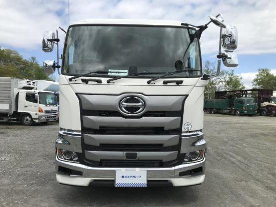 2024 日野　プロフィア