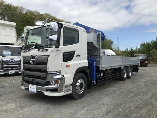 2024 日野　プロフィア