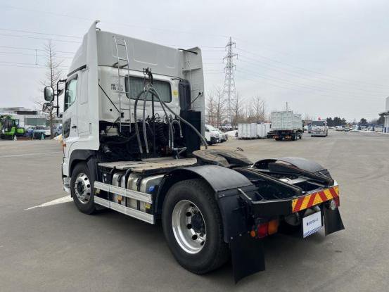 2014 日野　プロフィア