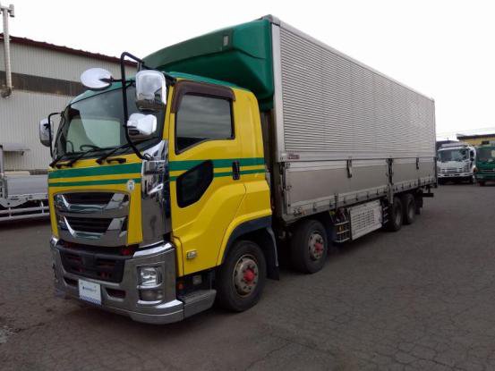 2016 いすゞ　ギガ