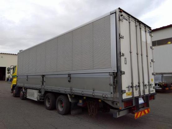 2016 いすゞ　ギガ