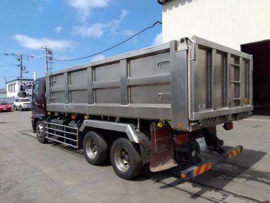 2016 日野　レンジャー