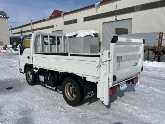 2019 いすゞ　エルフ