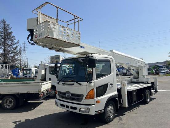 2017 日野　レンジャー