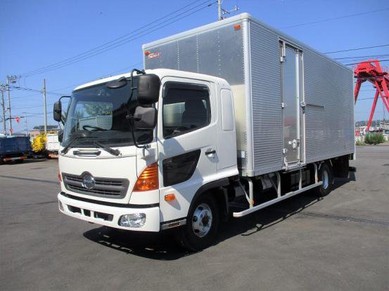 2015 日野　レンジャー